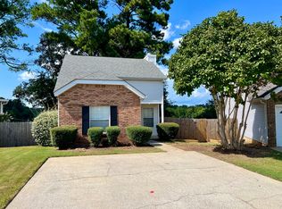 2936 Robinwood Ln, Northport, AL 35476