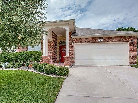 7021-red-mesa-dr-dallas-tx-High-Res-2.jpg