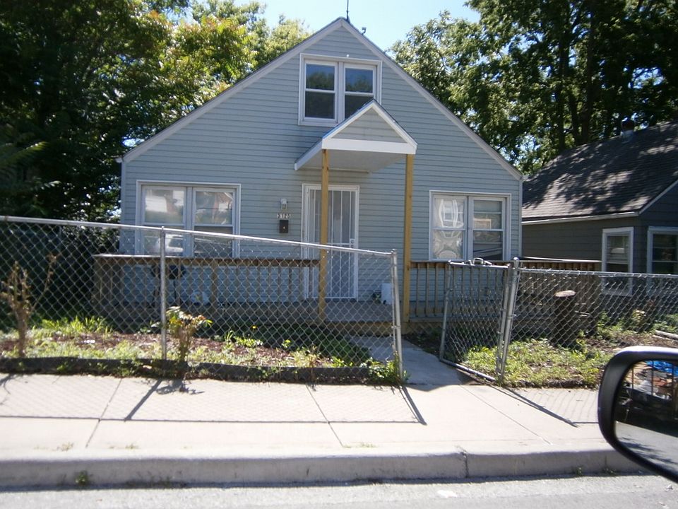 1st image of 3125 Poplar Ave