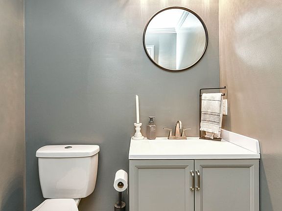 5th image of 5839 Cabot Dr