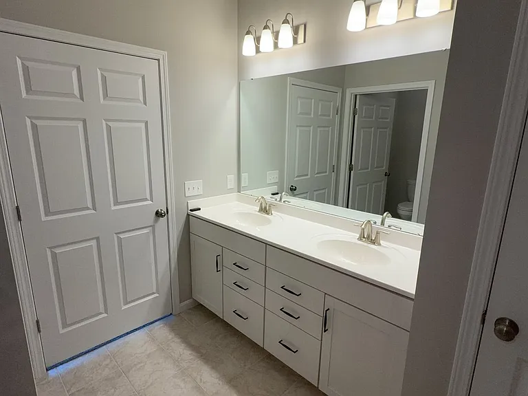 4857 Osprey Pointe Dr — Photo 10
