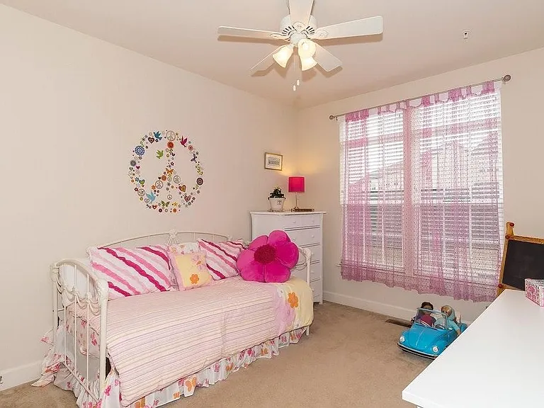7870 Tilghman St — Photo 12