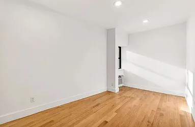 Rented by Mossanen Group