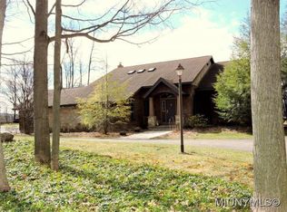 9790 Mallory Rd, New Hartford, NY 13413