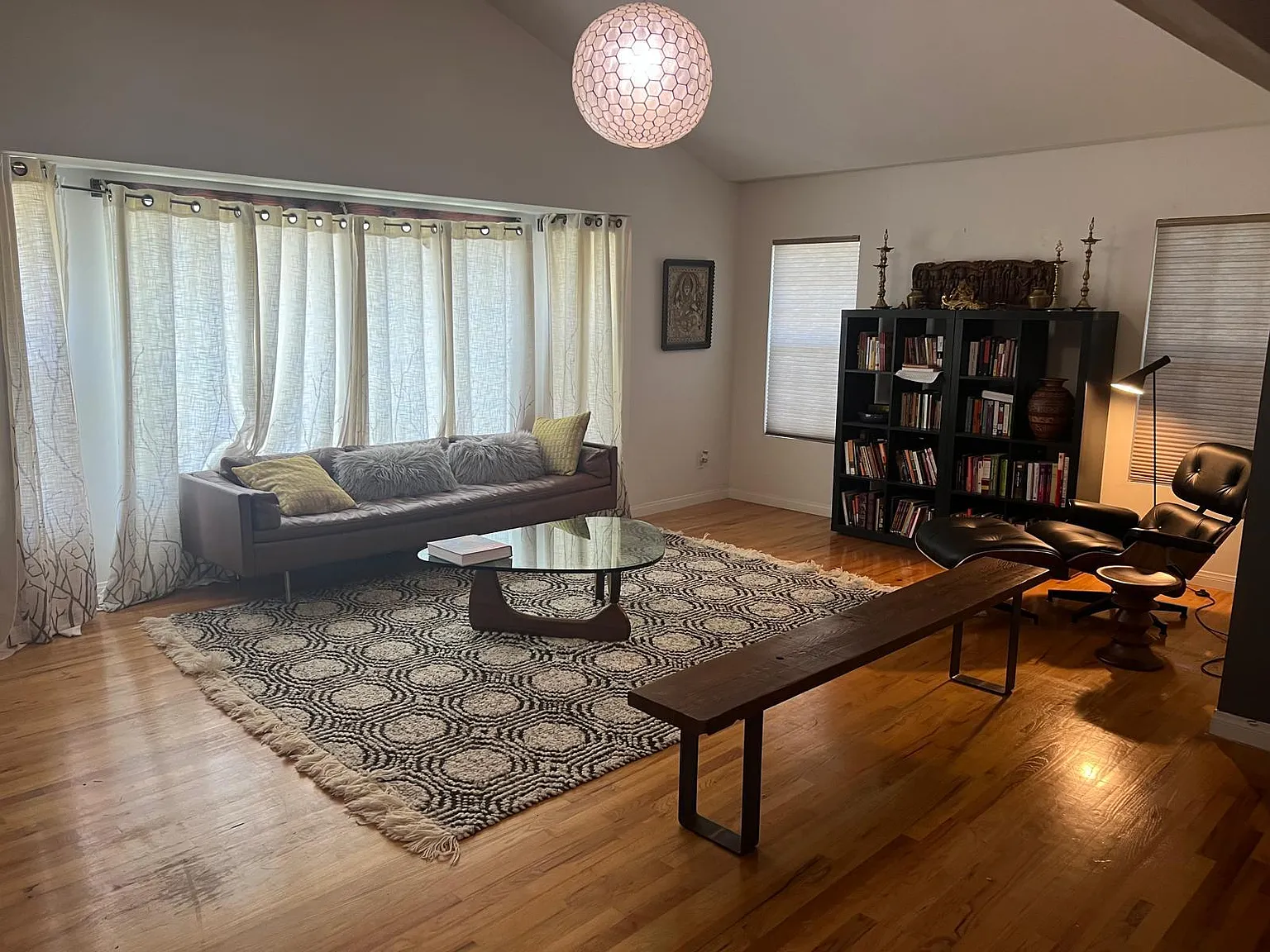 3 bed, 1758 sqft, $6,500 — Photo 2