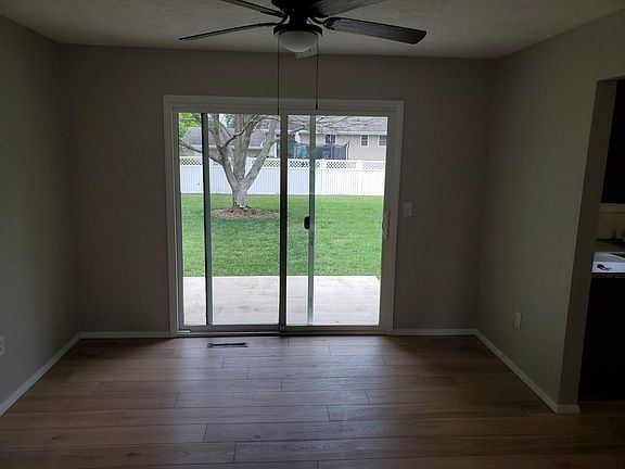 4th image of 115 Camelot Dr