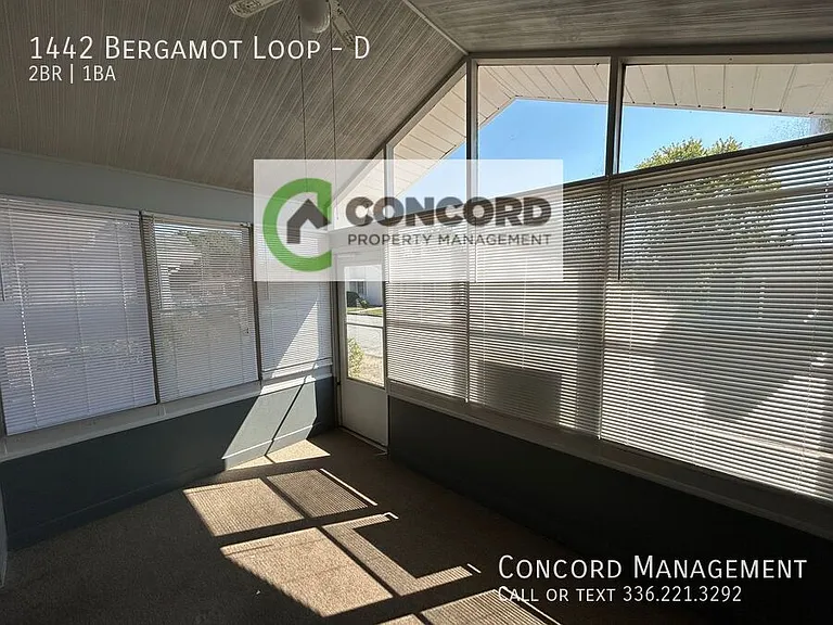 1442 Bergamot Loop #D — Photo 3