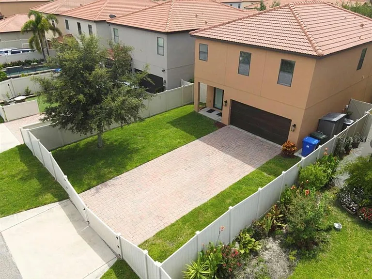 2022 Bent Grass Ave — Photo 14