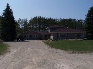 6932 Us Highway 31 S, Charlevoix, MI 49720