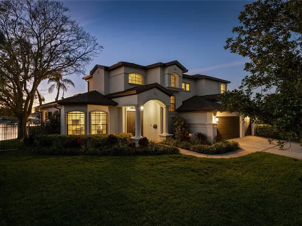 3598 10th St NE, Saint Petersburg, FL 33704