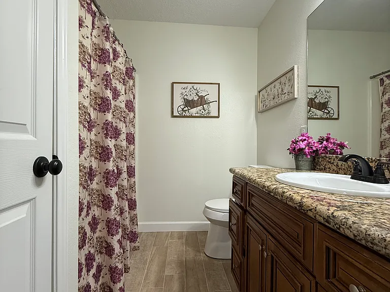 165 Southland Dr — Photo 11