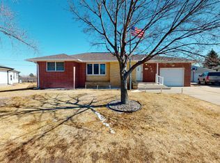 143 S Rose Ln, Columbus, NE 68601