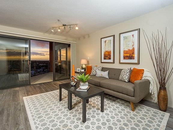 4th image of 100 Park Ave W APT 1002