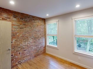 2 Belvidere Pl #2A, Cambridge, MA 02139