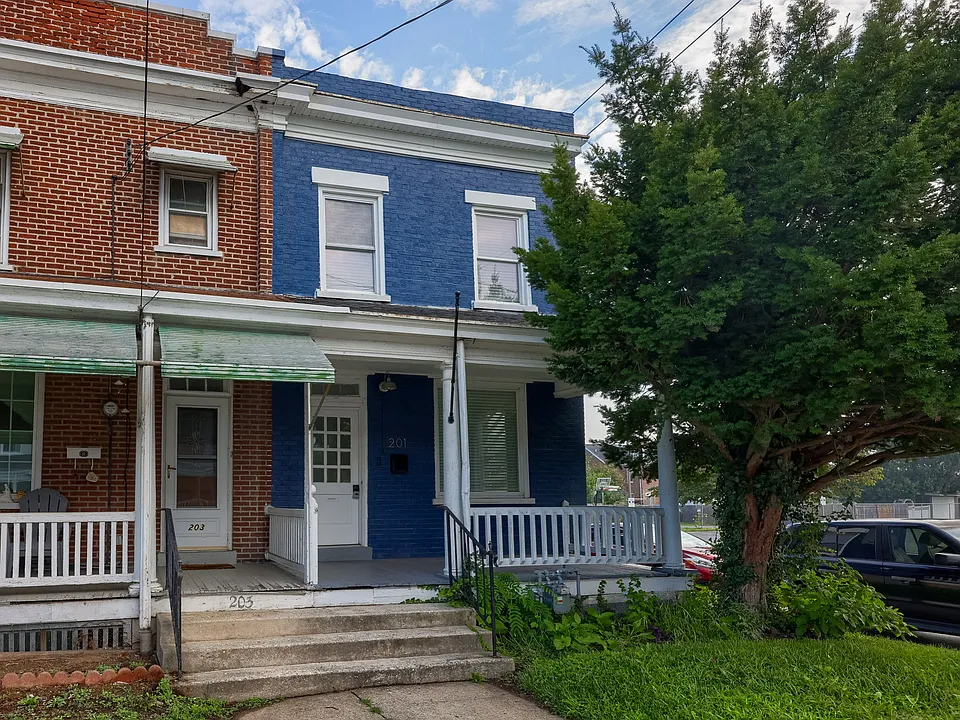 201 Jackson St