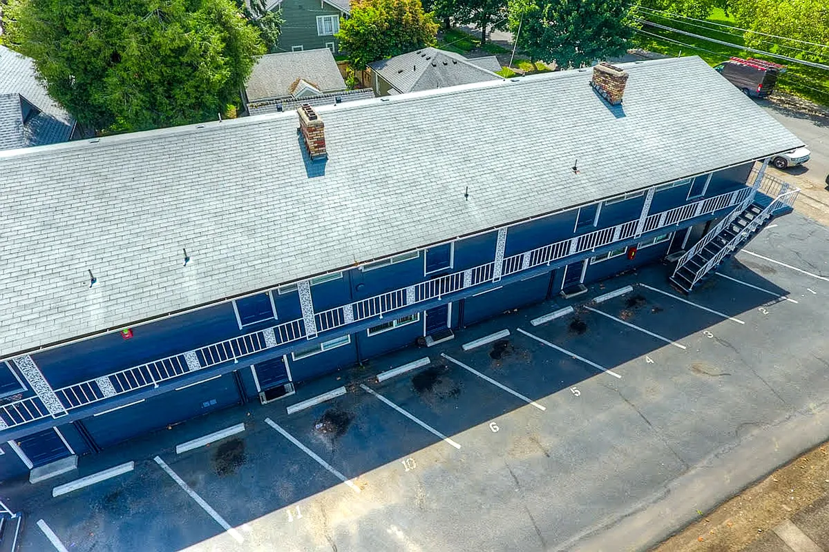 Building Photo - 804-808 14th St NE