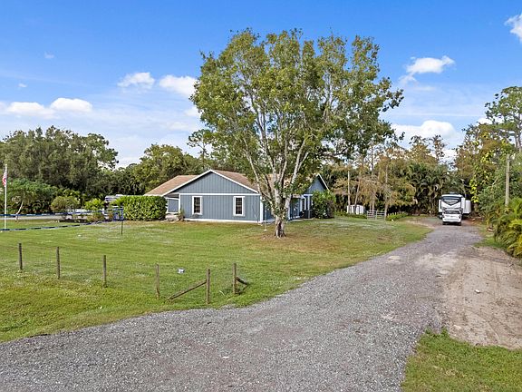 4th image of 12895 53rd Road N