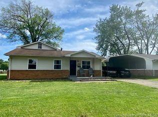 815 W Larkspur Dr, Jeffersonville, IN 47130