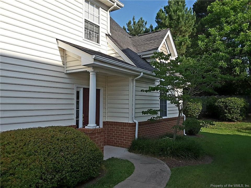 1st image of 1002 Rustads Cir