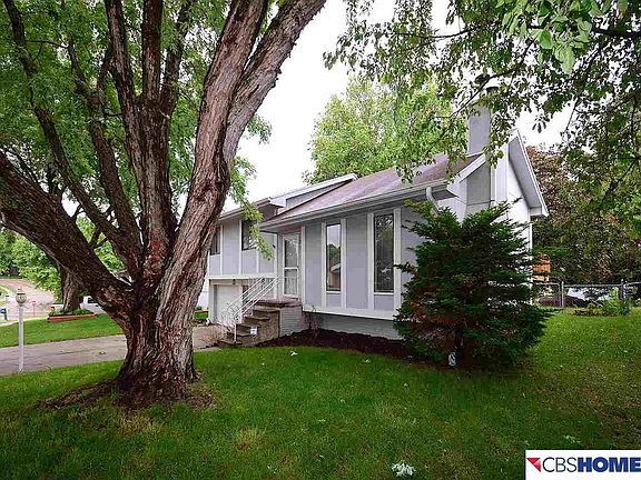 3rd image of 12934 Olive St