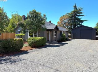 1938 7th St, Springfield, OR 97477