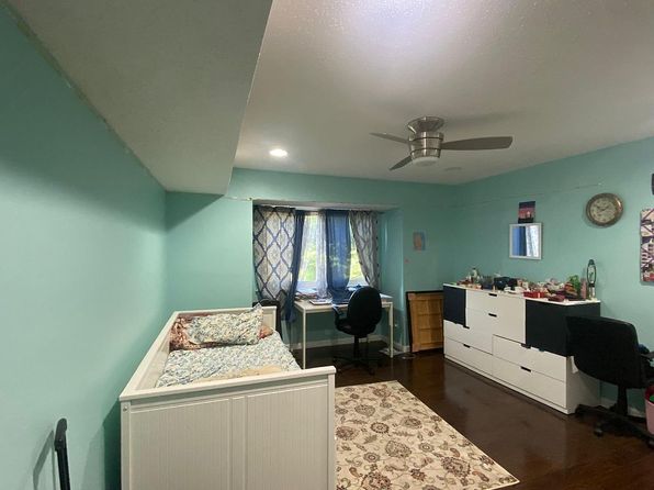 806 Edison Glen Ter #806