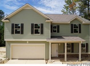 275 Bedford Rd, Spring Lake, NC 28390