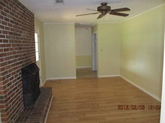 3rd image of 120 Forest Lake Dr