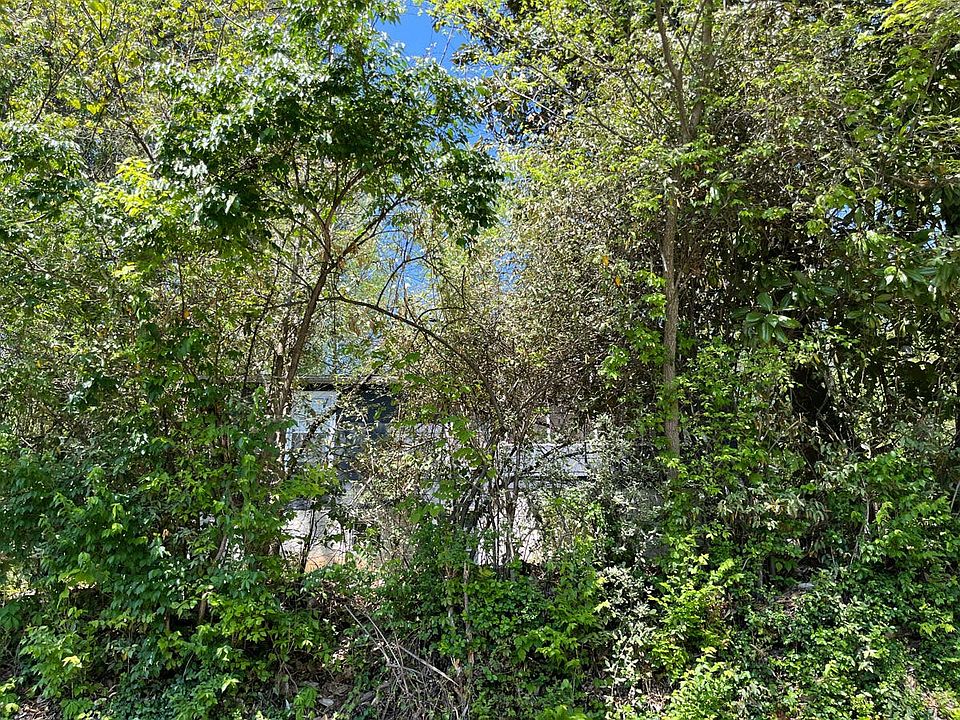 2nd image of 3507 Martin Rd