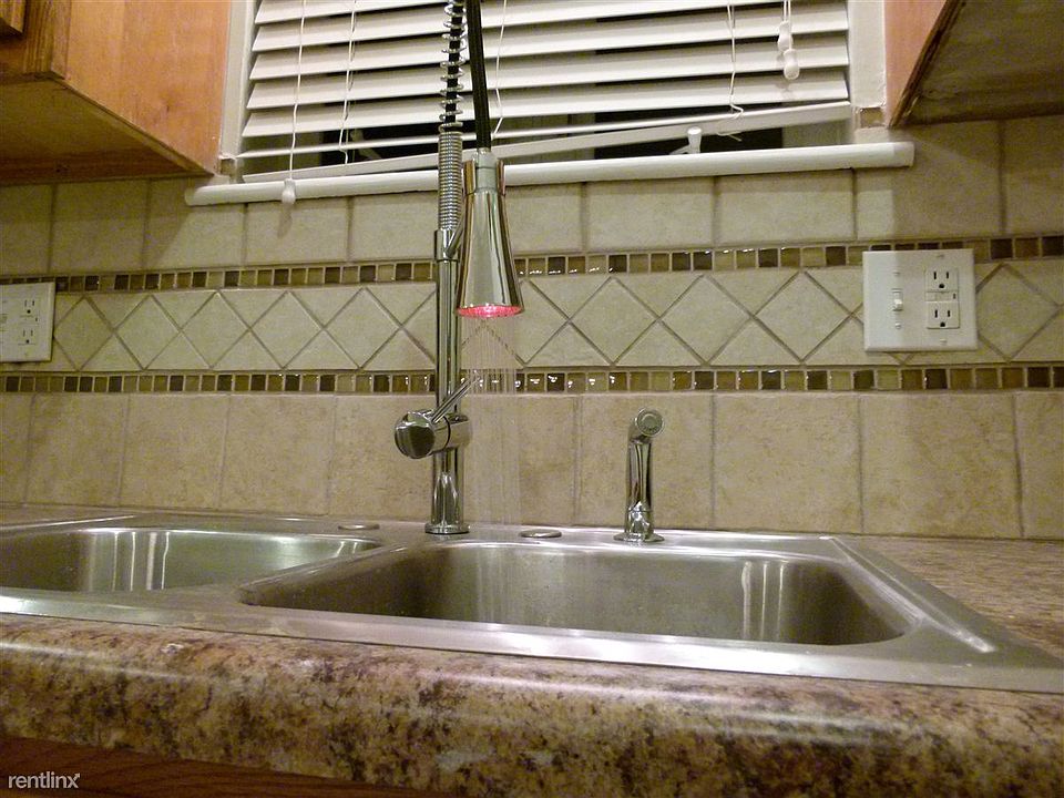 L1050196