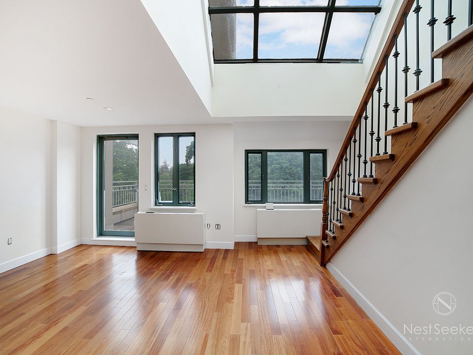 1st image of 83-30 Kew Gardens Rd Penthouse F