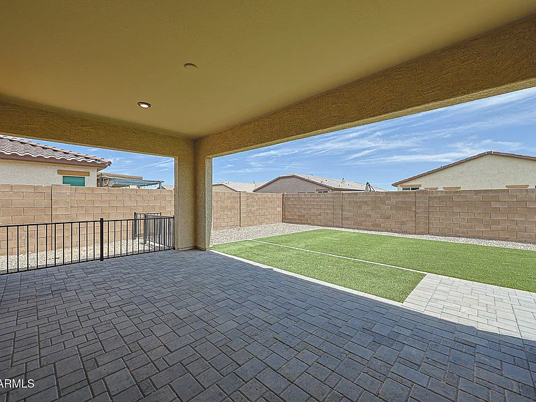 17435 W Laurie Ln — Photo 25