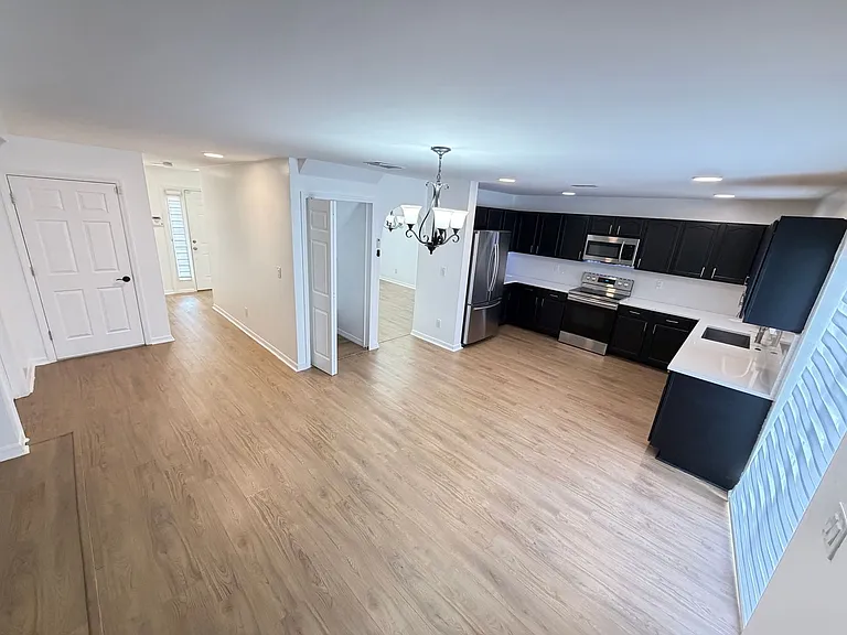 151 Granada Blvd — Photo 11