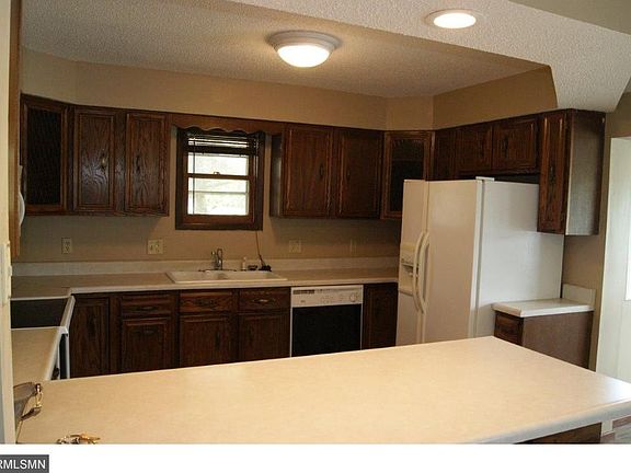 5th image of 212 Park Ave N