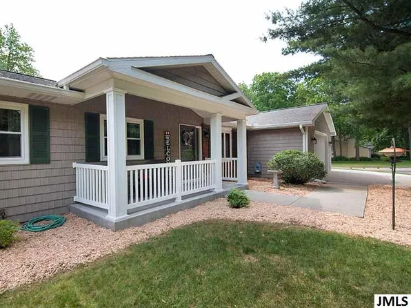 5153 Bluestone St, Jackson, MI 49201