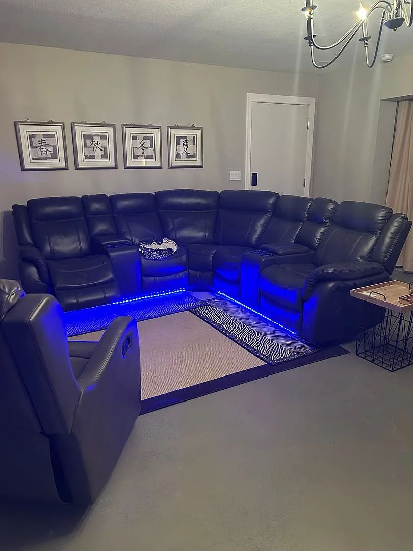 Cozy Clean One Bedroom Apartment in a Safe Location — Photo 3