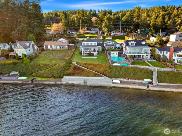 5762 Chico Way NW, Bremerton, WA 98312