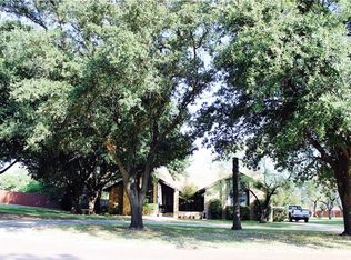 4 London Ln, Breckenridge, TX 76424