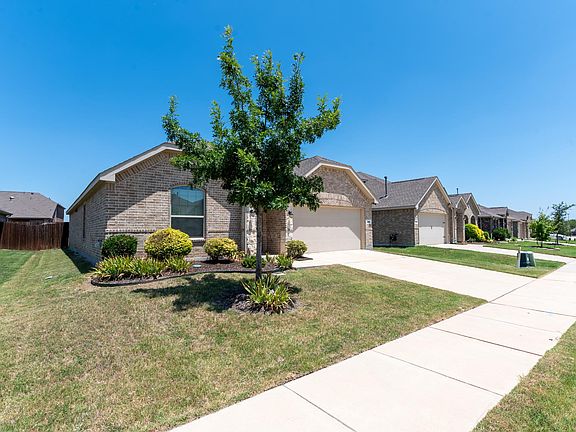 3rd image of 1309 Rembrandt Dr
