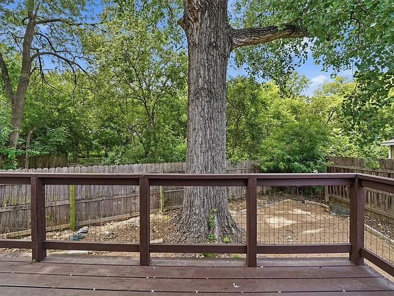 9504 N Creek Dr — Photo 9