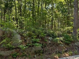 251 Chases Pond Rd, York, ME 03909