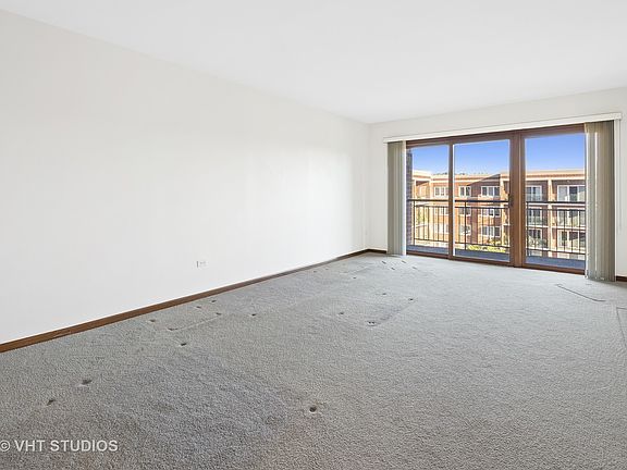 4th image of 5340 N Lowell Ave APT 502