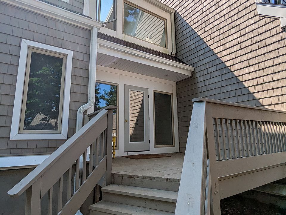 1st image of 360 Fountain Street #18