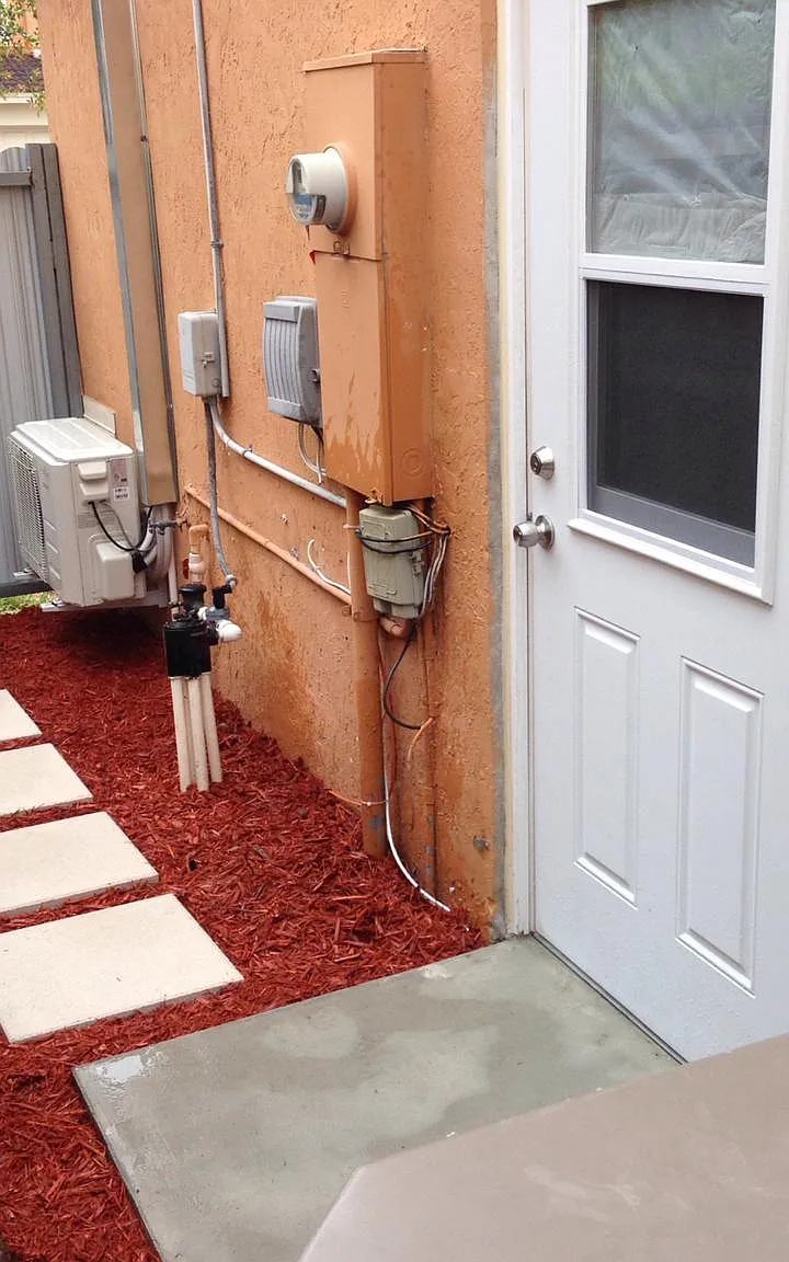 11047 SW 243rd Ln — Photo 3