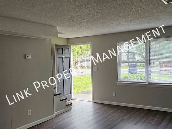 3rd image of 1638 Keeble St #1640