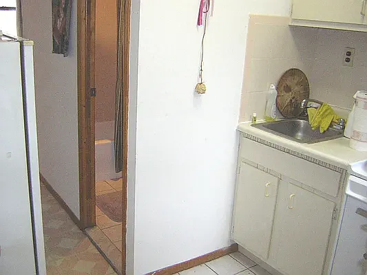 Rented by AWC Real Estate | media 9