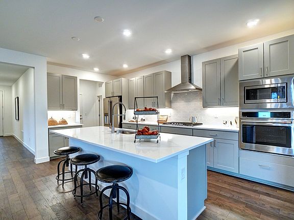 Kitchen of Homesite 8027