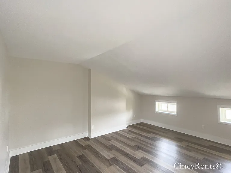 219 Fosdick St #3 — Photo 3