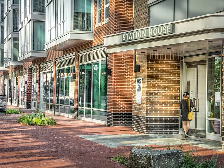 Station House — Photo 77