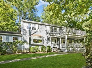1 Teresa Ln, Cortlandt Manor, NY 10567